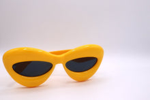 Load image into Gallery viewer, New Inflated Frame Fashion Aesthetic Shades - Pamela's Younique Boutique