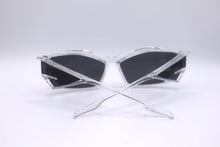 Load image into Gallery viewer, Vintage Cat Eye Sunglasses - Pamela's Younique Boutique