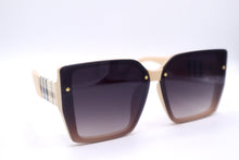 Load image into Gallery viewer, Woman Square Sunglasses With Pattern On The Side - Pamela's Younique Boutique