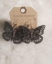 Load image into Gallery viewer, Beautiful! Butterfly Earring with diamond - Pamela&#39;s Younique Boutique
